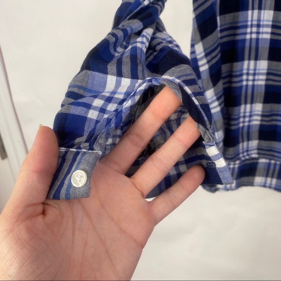 Gap Blue and White Plaid  Flannel Hi Low Top - Picture 2 of 8